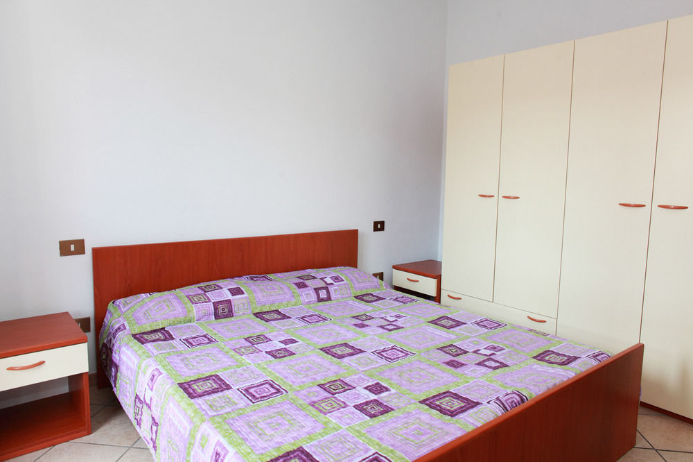 Appartamenti Ideal Isola Rossa Dış mekan fotoğraf