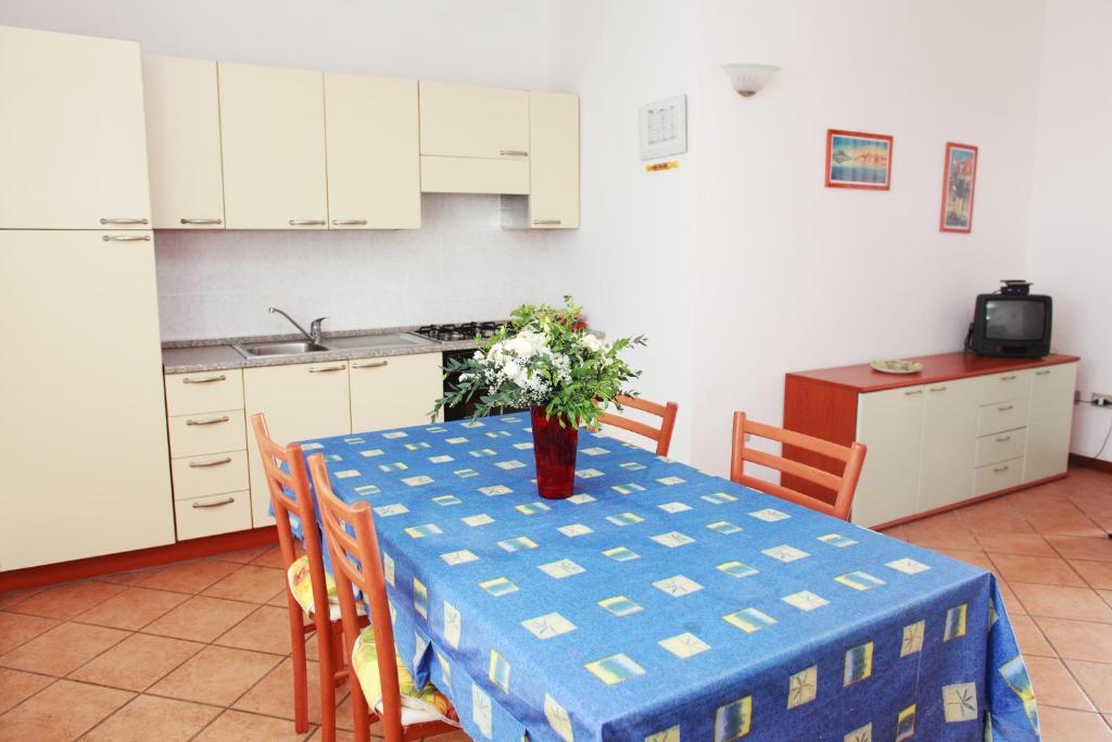 Appartamenti Ideal Isola Rossa Dış mekan fotoğraf